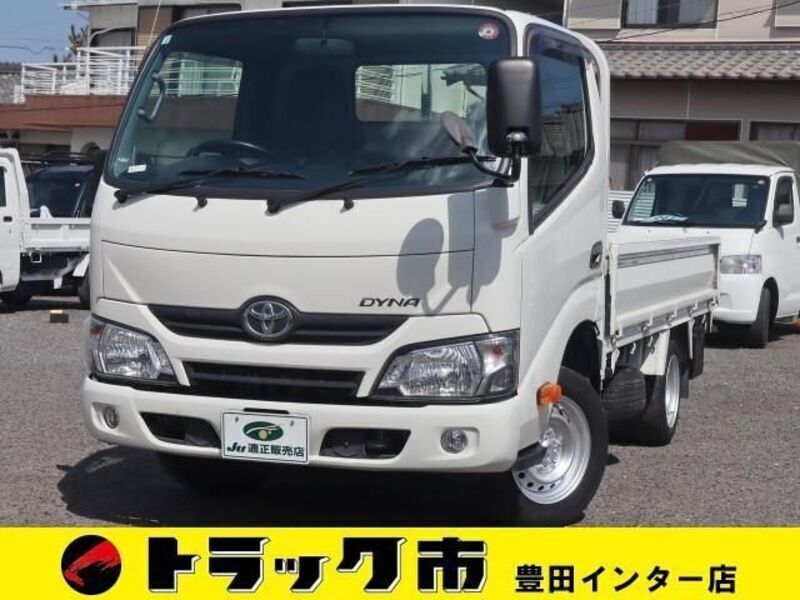 TOYOTA DYNA