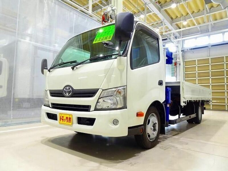 TOYOTA DYNA
