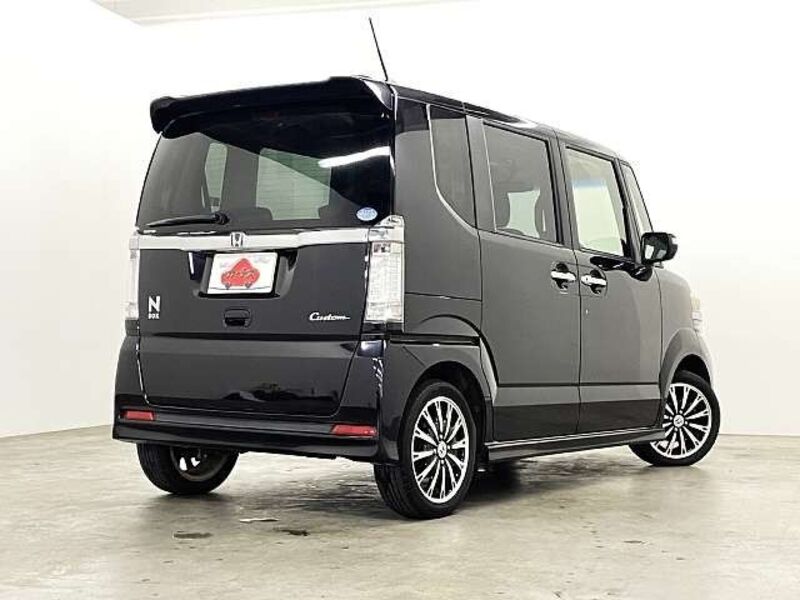 N BOX CUSTOM