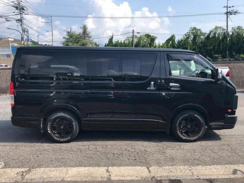 HIACE VAN