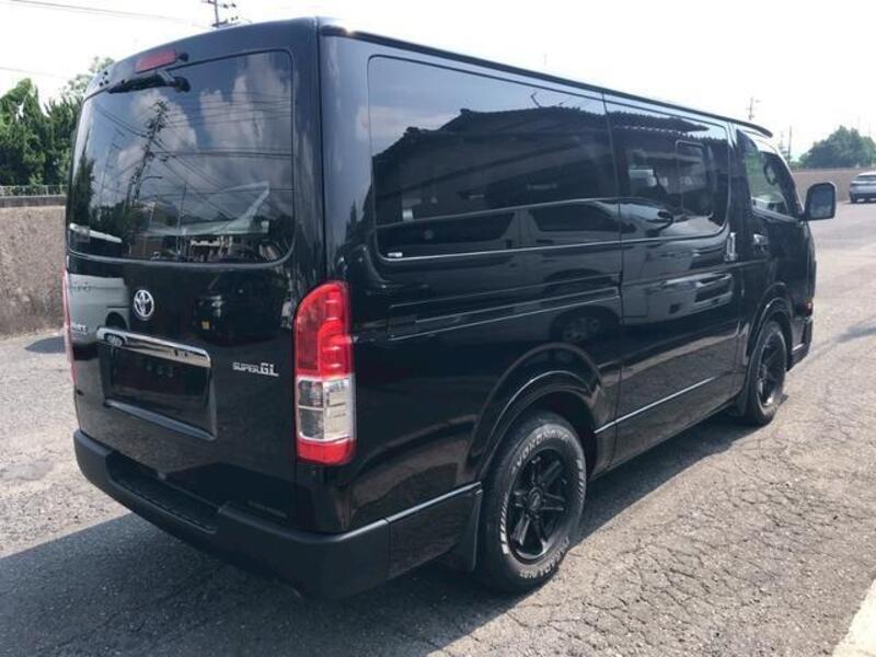 HIACE VAN
