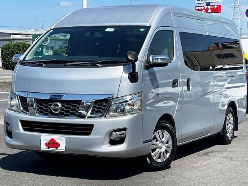 NV350 CARAVAN-0