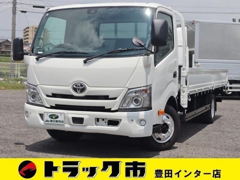 TOYOTA DYNA