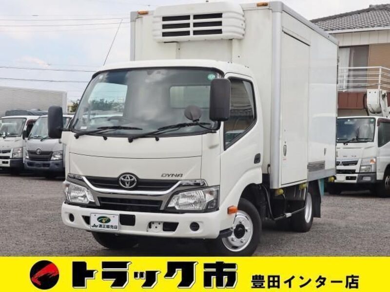 TOYOTA DYNA