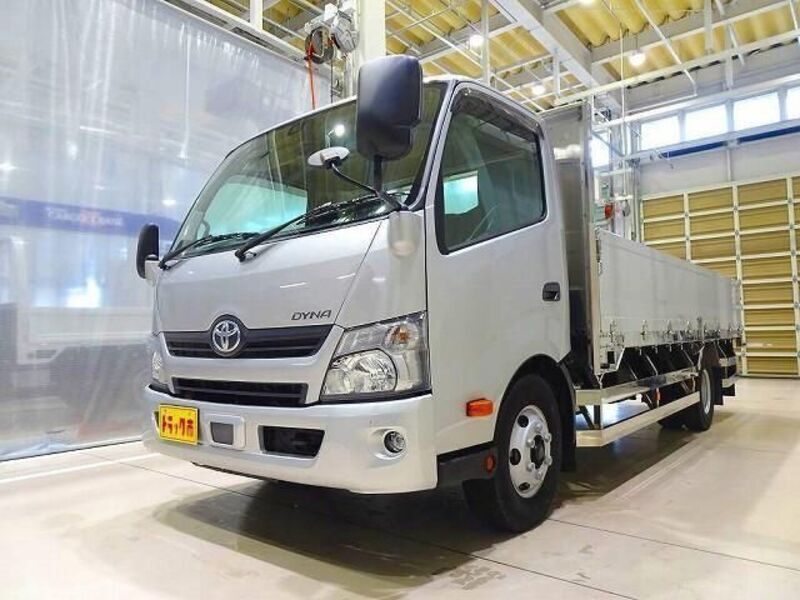 TOYOTA DYNA