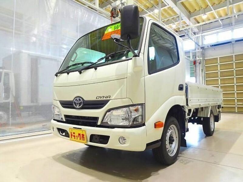 TOYOTA DYNA