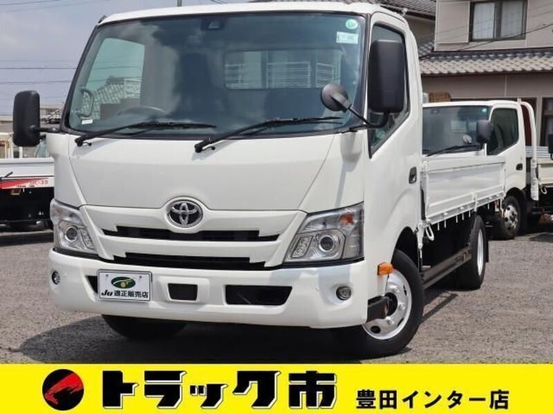 TOYOTA DYNA