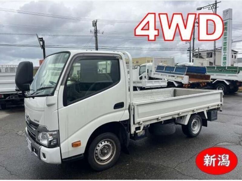 TOYOTA DYNA