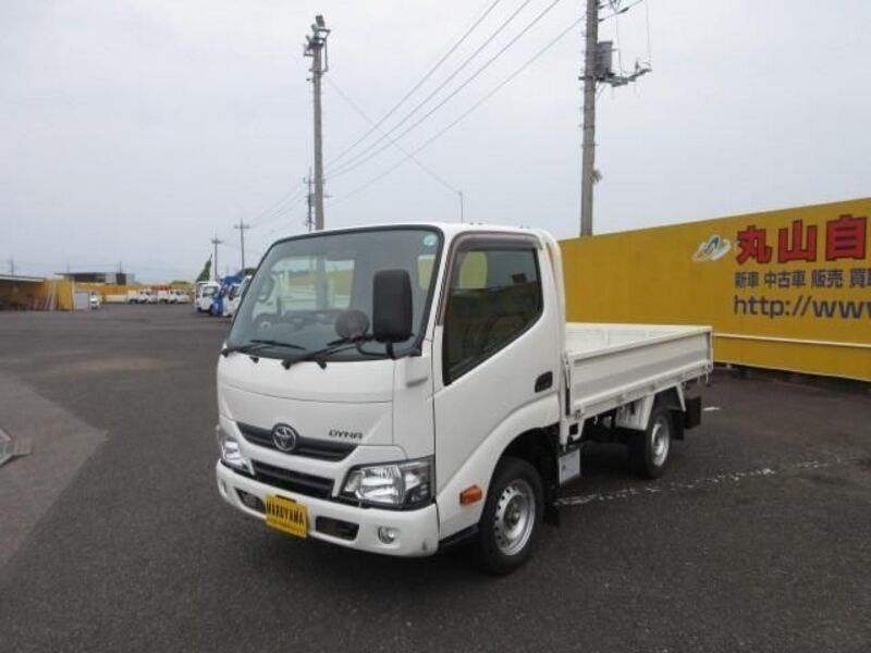 TOYOTA DYNA