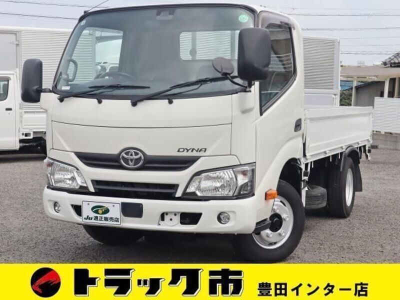 TOYOTA DYNA