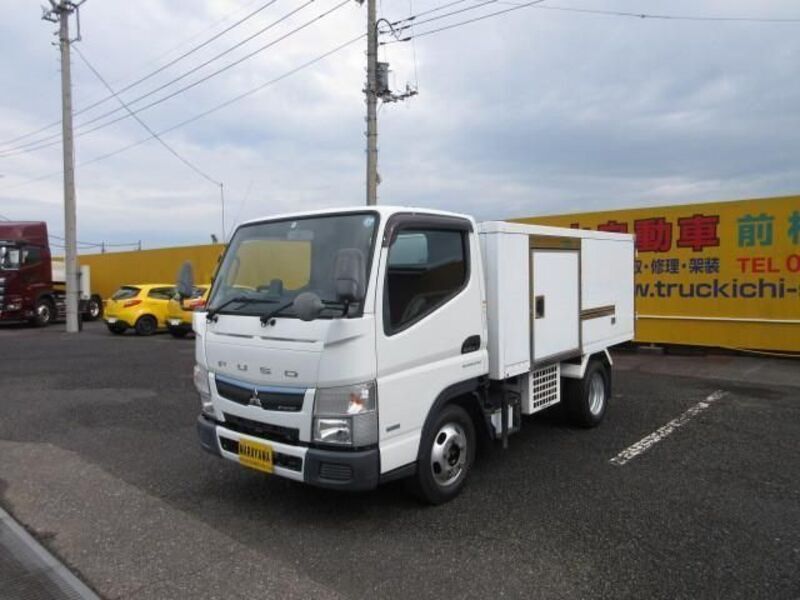 MITSUBISHI CANTER