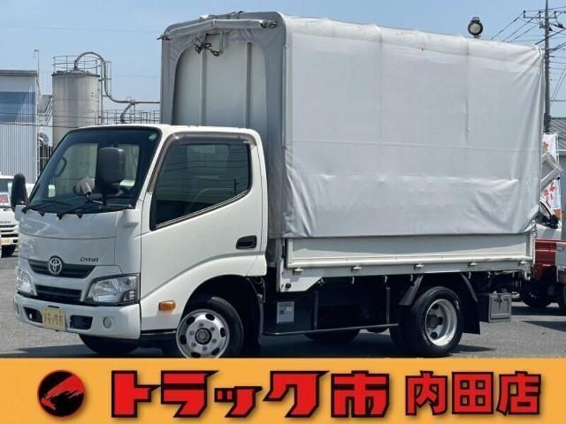 TOYOTA DYNA