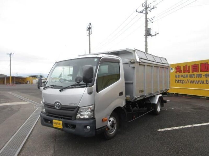 TOYOTA DYNA