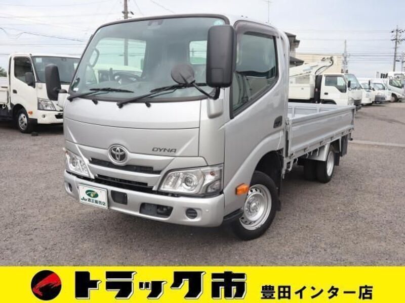 TOYOTA DYNA