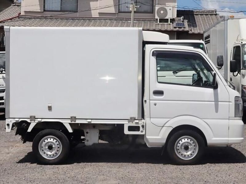 MINICAB TRUCK