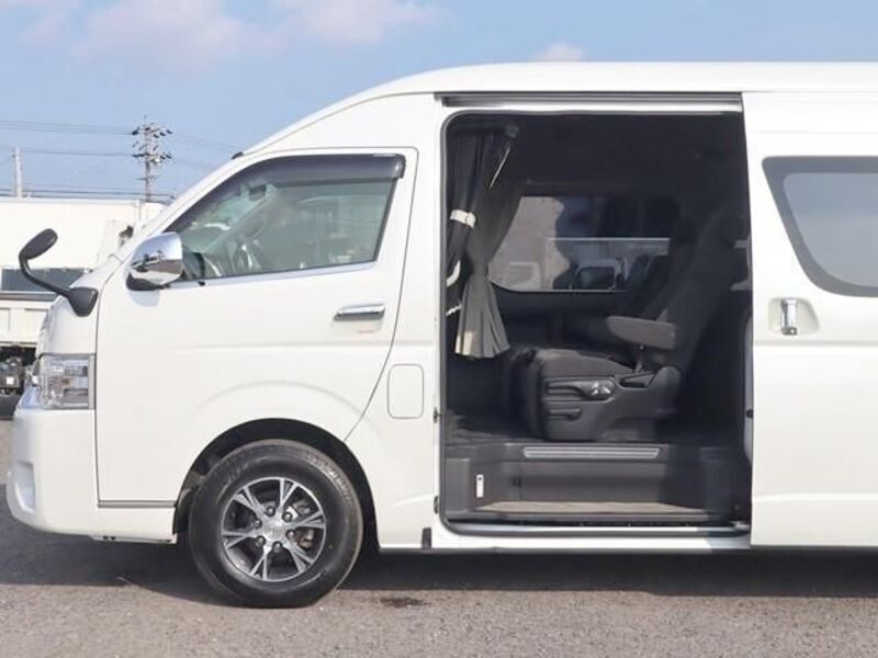 HIACE