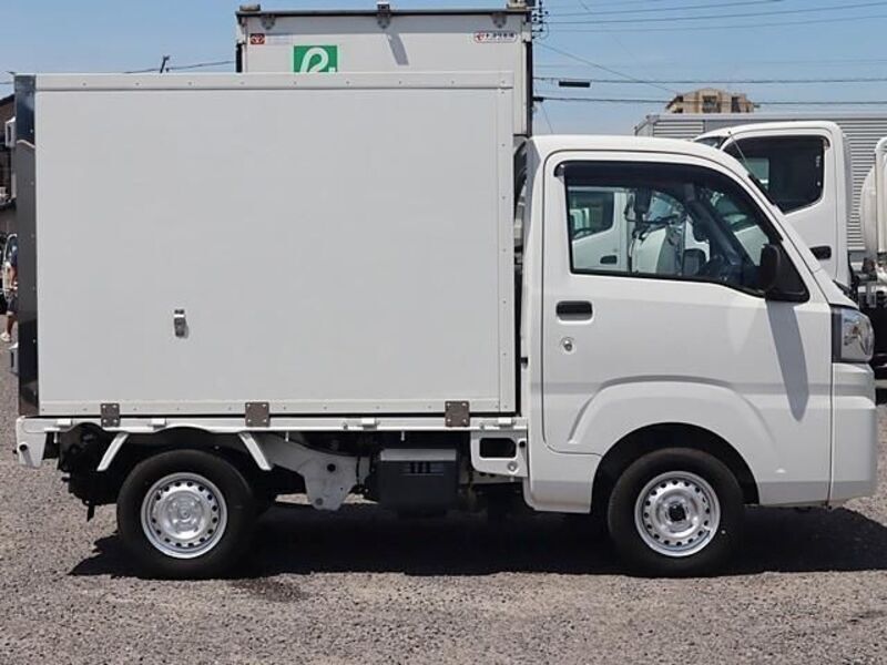 PIXIS TRUCK