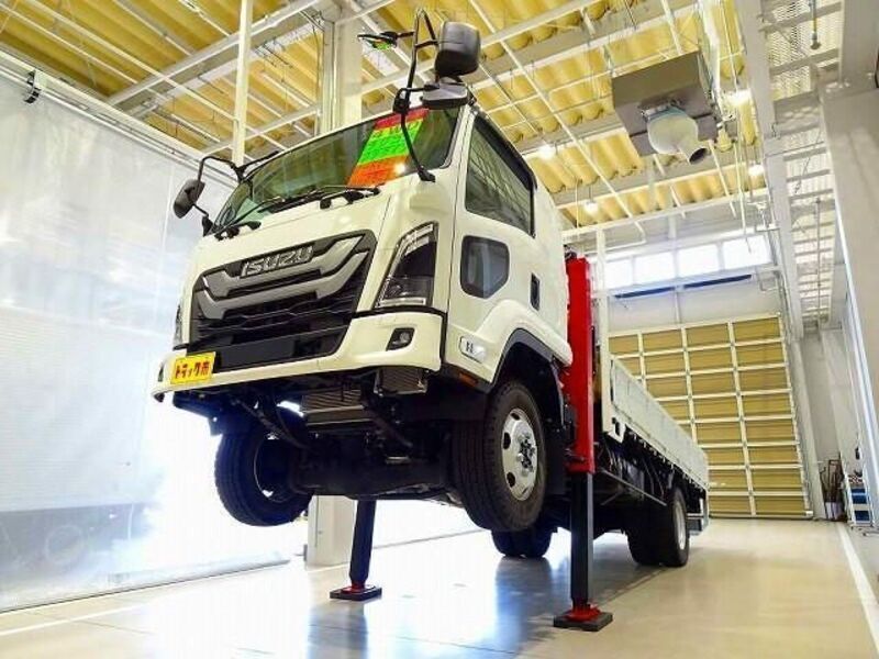 ISUZU FORWARD
