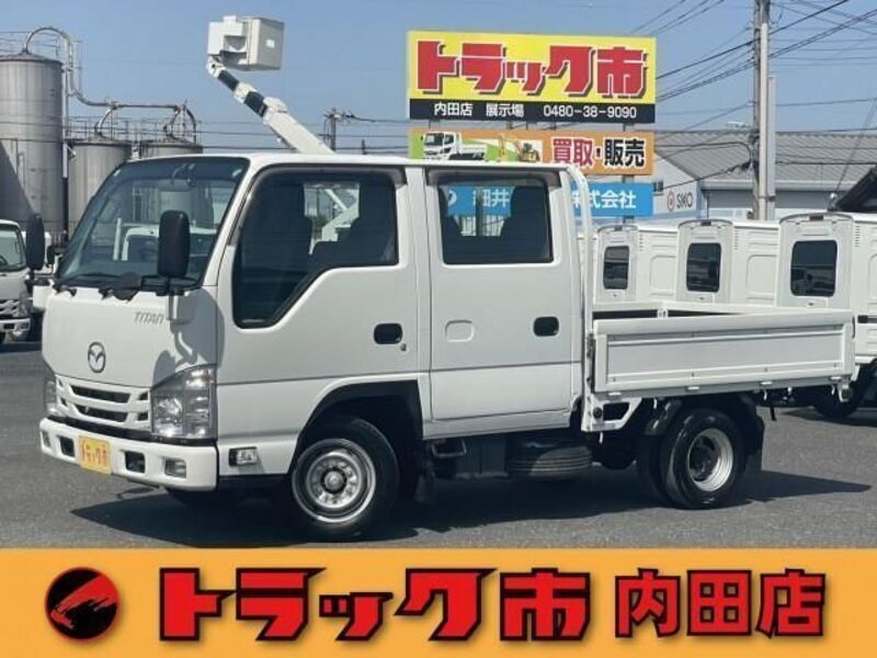 MAZDA TITAN