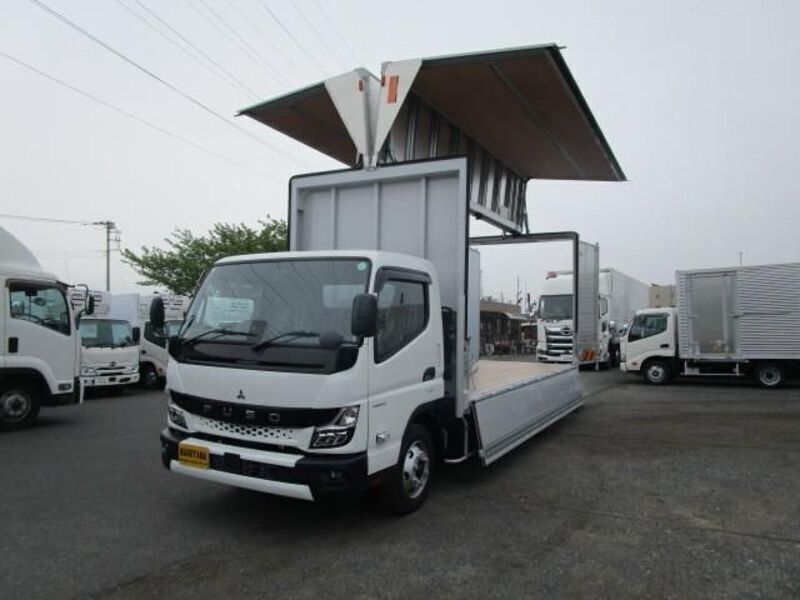 MITSUBISHI CANTER