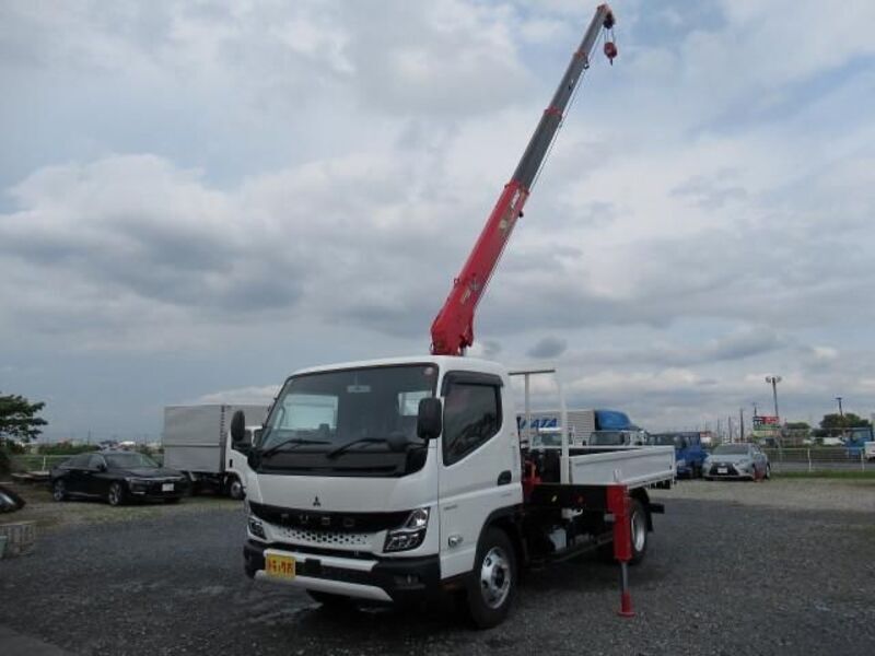 MITSUBISHI CANTER