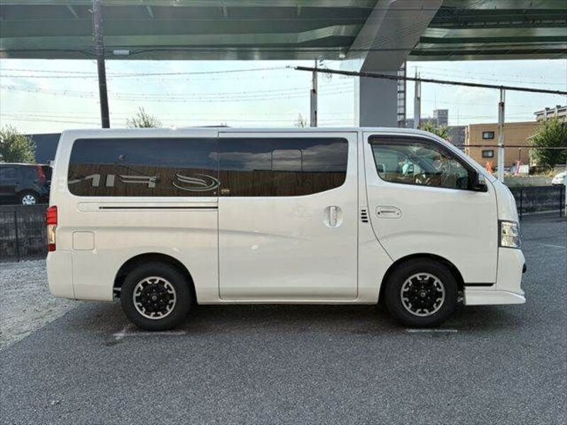 NV350 CARAVAN