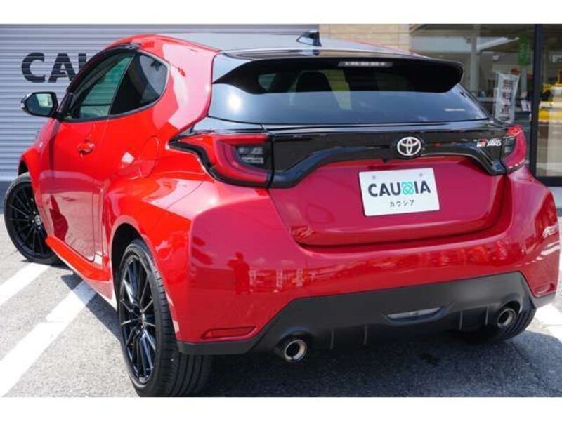 GR YARIS