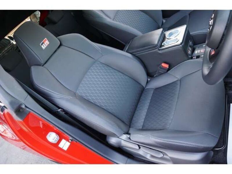 GR YARIS
