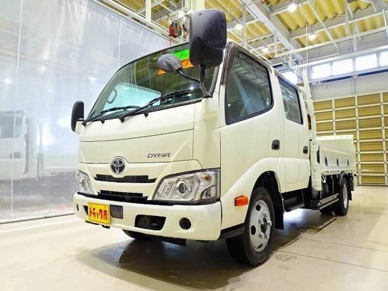 TOYOTA DYNA