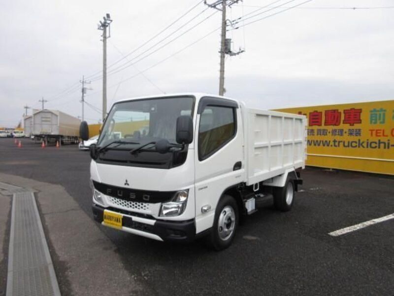 MITSUBISHI CANTER