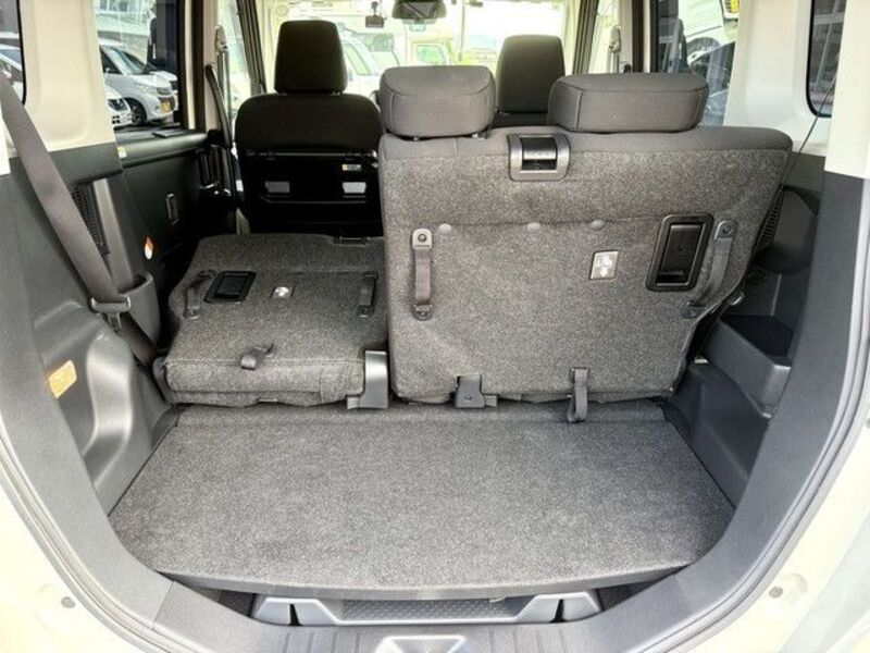 ROOMY