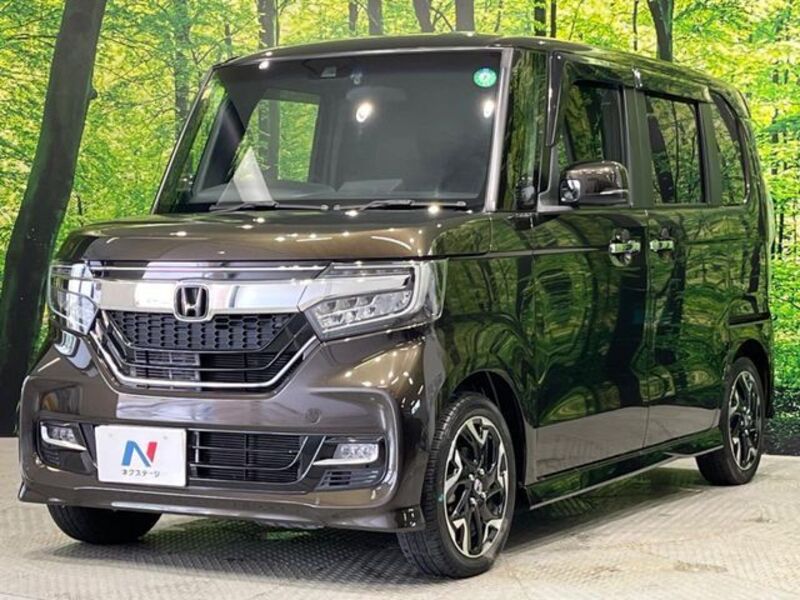 N BOX CUSTOM