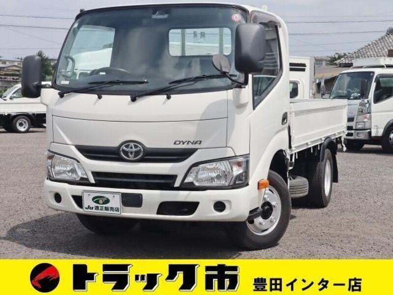 TOYOTA DYNA