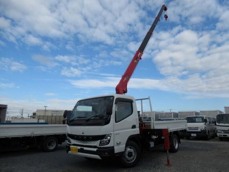MITSUBISHI CANTER