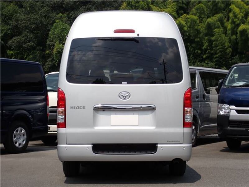 HIACE VAN