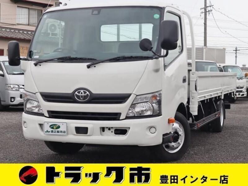 TOYOTA DYNA