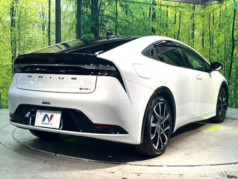 PRIUS PHV