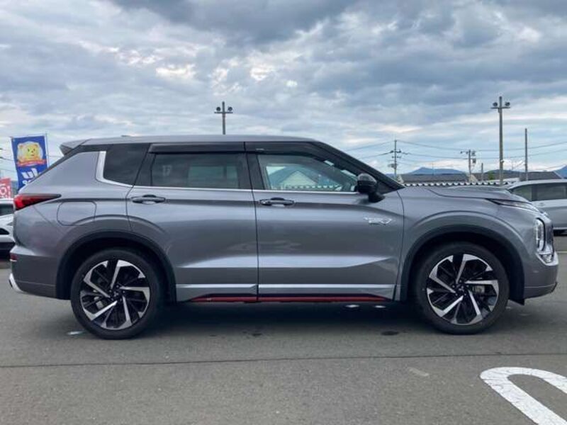 OUTLANDER PHEV