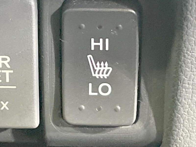 N BOX