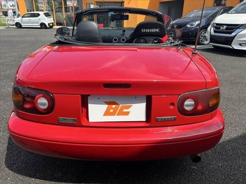 EUNOS ROADSTER