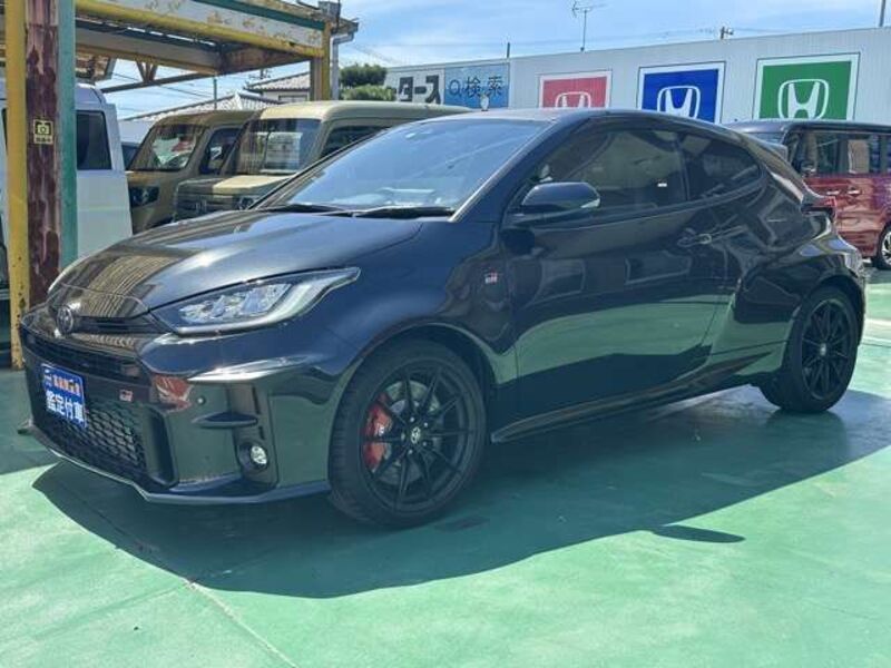 GR YARIS