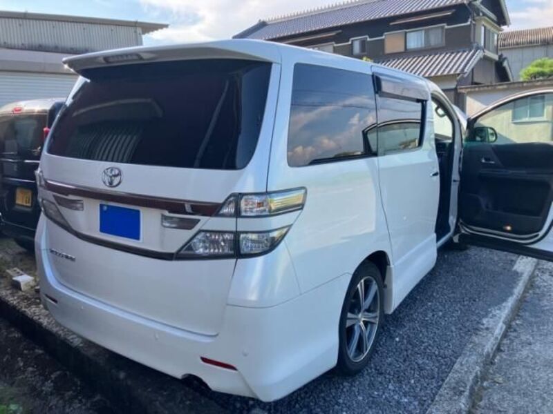 VELLFIRE