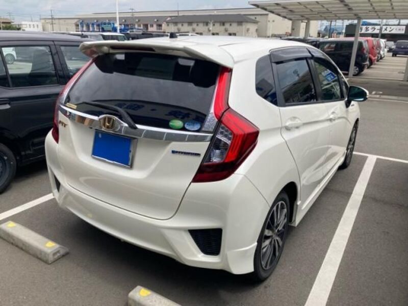 FIT HYBRID