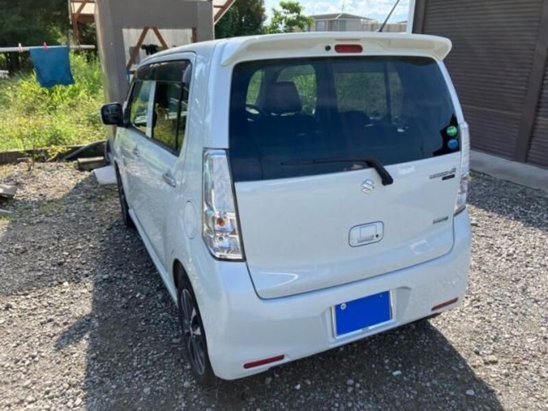 WAGON R