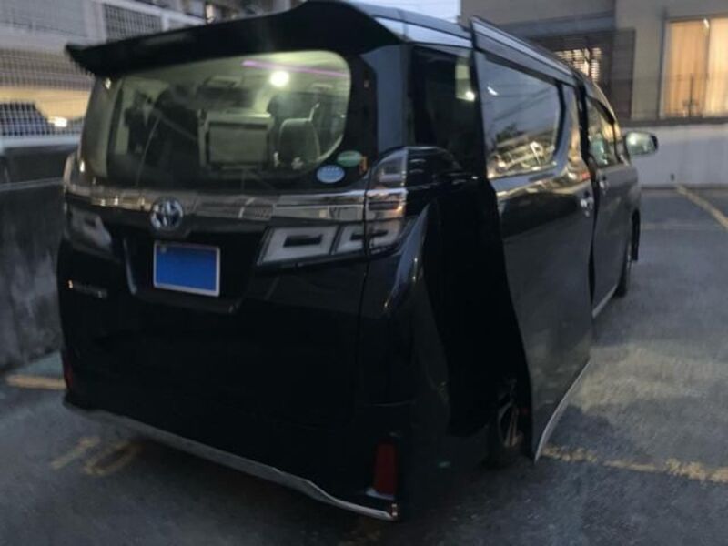 VELLFIRE