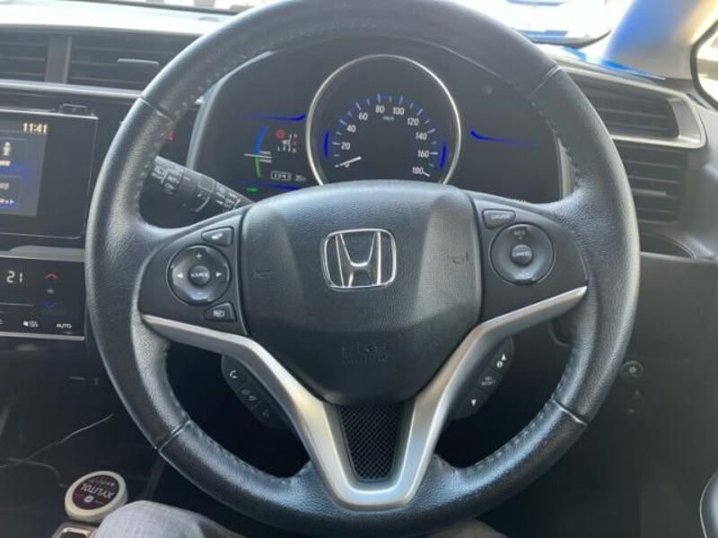 FIT HYBRID