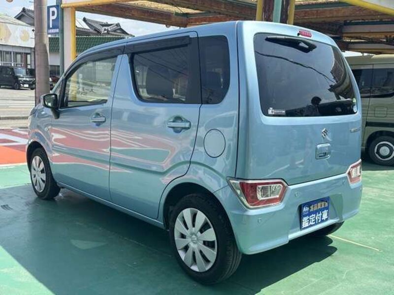 WAGON R