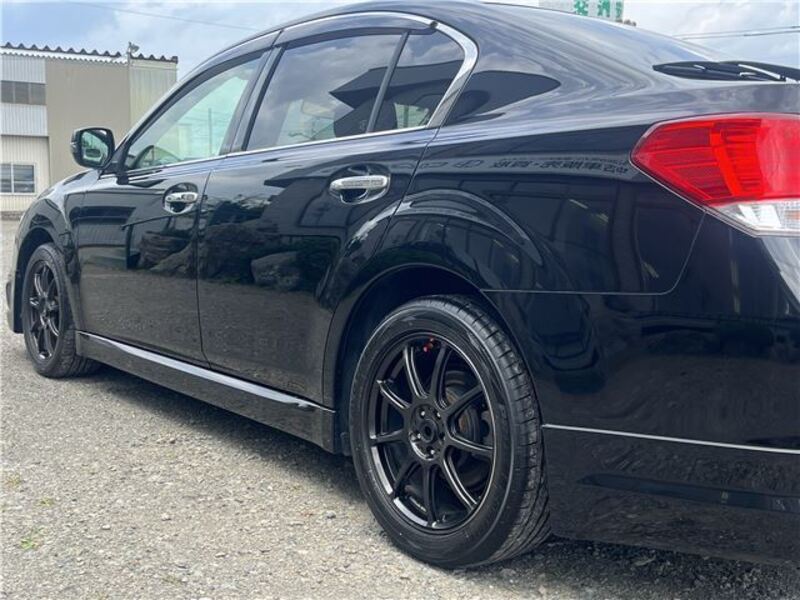LEGACY B4