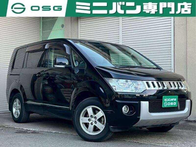 MITSUBISHI DELICA D5