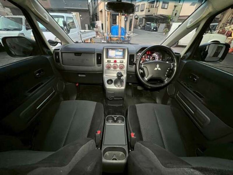 DELICA D5